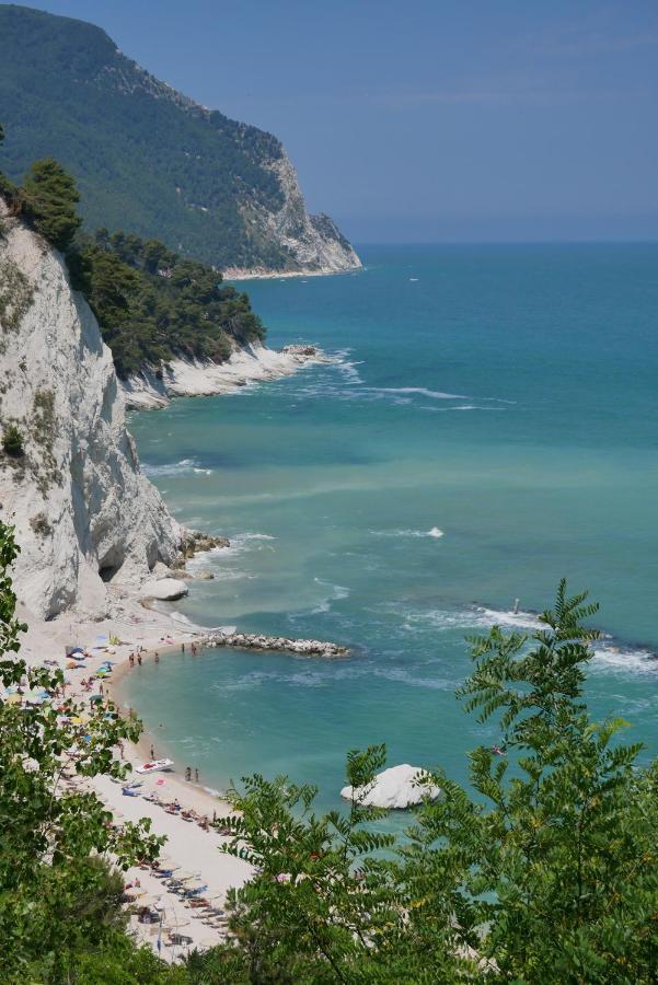 Villa Fiori Del Conero Ancona Exterior foto